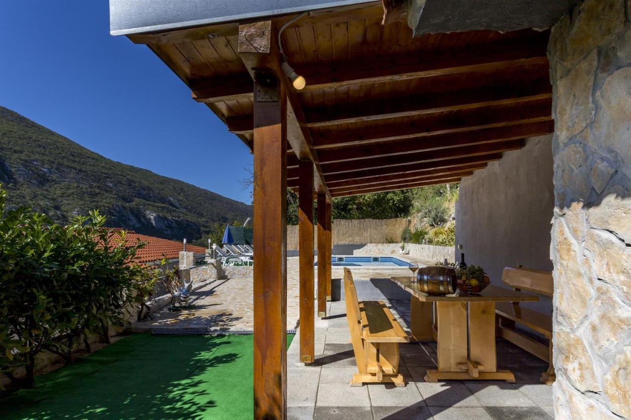 Holiday Home Dijamant Kucice Exterior photo